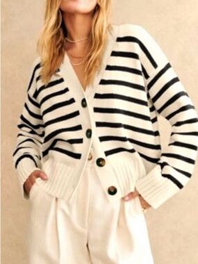 Willow and Wind Striped V-Neck Button Cardigan L Large 100% Cotton Cream & Navy